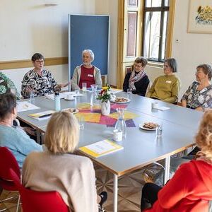 'Literatur' mit Martina Lainer (Germanistin)