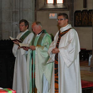 Trachtensonntag mit Ehejubilaren