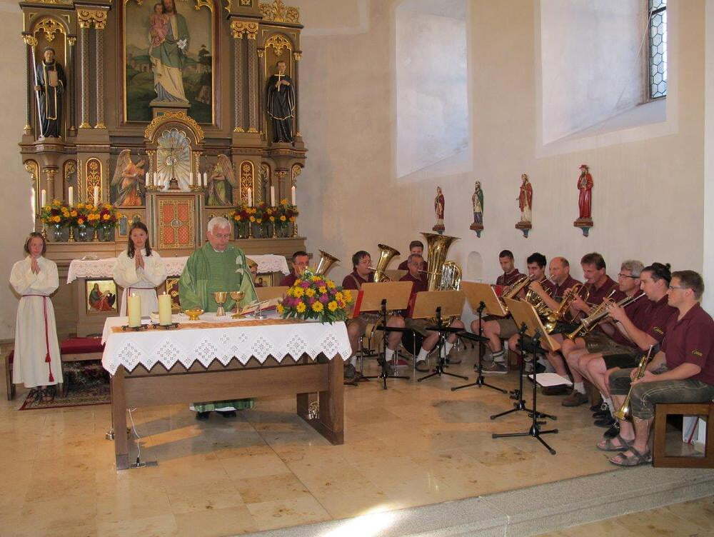 Hardbradler vom Musikverein Traberg / Ing. Gerhard Hofer Hardbradler gestalten Hl. Messe musikalisch