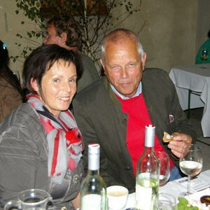 Weinfest in der alten Kirche