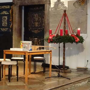 Bühnenbild am 1. Adventssonntag           