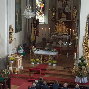 Kriegerehrung und Friedhofsegnung