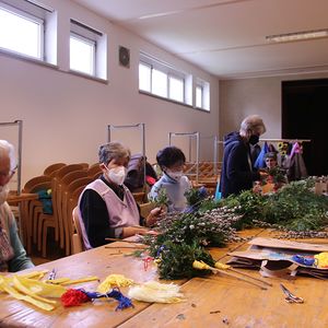 Palmbuschenbinden in St. Quirinus