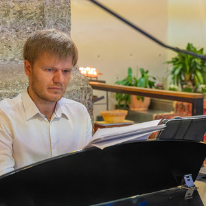 Gottesdienst - musikalisch umrahmt von jungen Erwachsenen