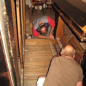 Ab – u. Aufbau der Orgel