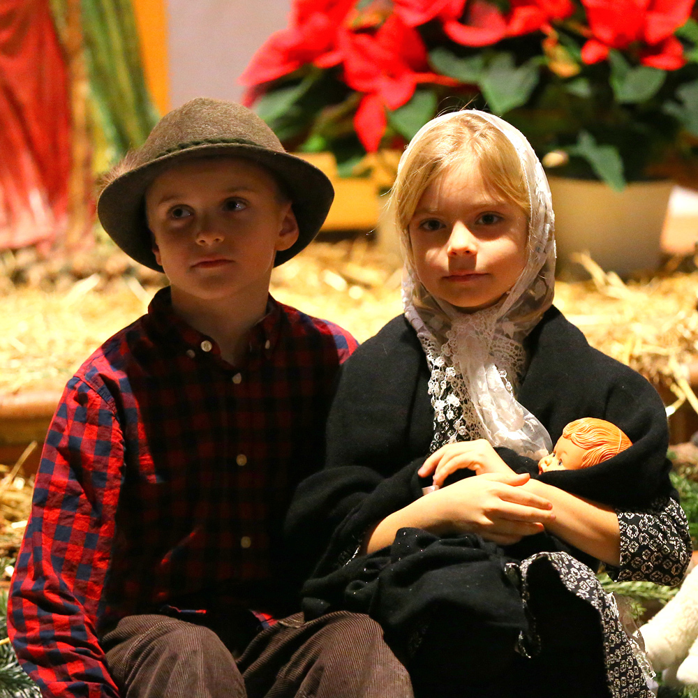 Josef und Maria im Krippenspiel