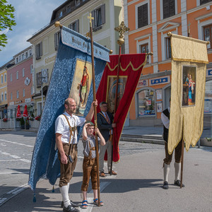 Gottesdienst und Fronleichnamsprozession in Kirchdorf/Krems