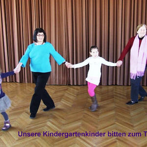 Kinder- und Seniorentanz