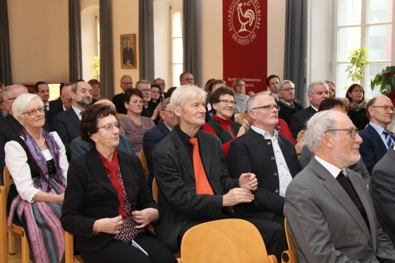 Die Geehrten und ihre BegleiterInnen bei der Verleihung der Florian- und Severinmedaillen.