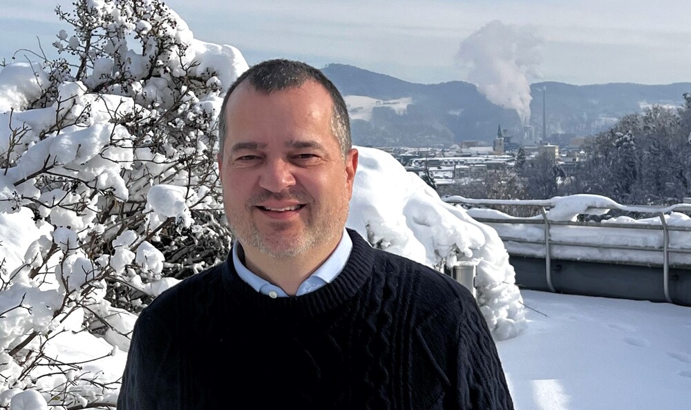 Mag. Wolfgang Ölz mit Winterlandschaft