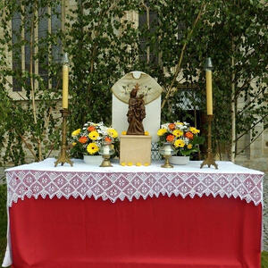 Fronleichnamsprozession auf Rädern