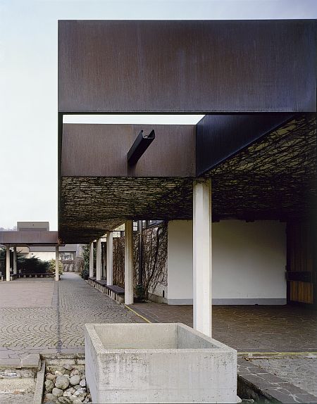 Kirche St. Antonius von aussen