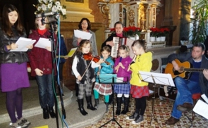 Die Gruppe Singvögel gestalteten die Kinderweihnacht in der Basilika musikalisch mit.