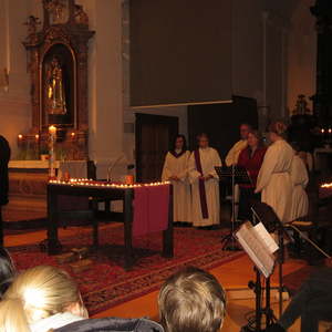 Adventkranzsegnung, Adventmarkt