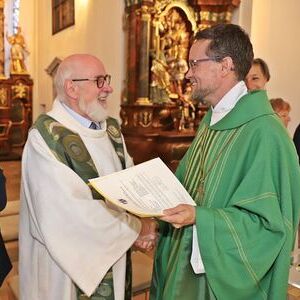 Überreichung Dekret