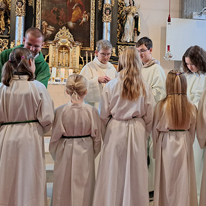 Überreichung der Kreuze und Ausweise