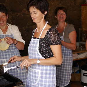 Jung und Alt auf den Beinen