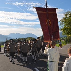 Festeinzug mit viel Morgensonnenschein
