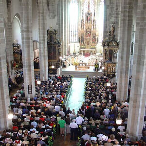 Festgottesdienst mit Kardinal Schönborn