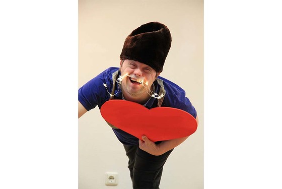 Caritas verwandelt Lentos in inklusive Feierzone / © Caritas Caritas verwandelt Lentos in inklusive Feierzone