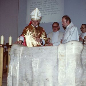 Kirchenbau - eingescannte historische Dias