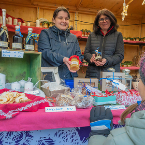 Selbstgemachtes aus der Pfarre Kirchdorf an der Krems wird angeboten
