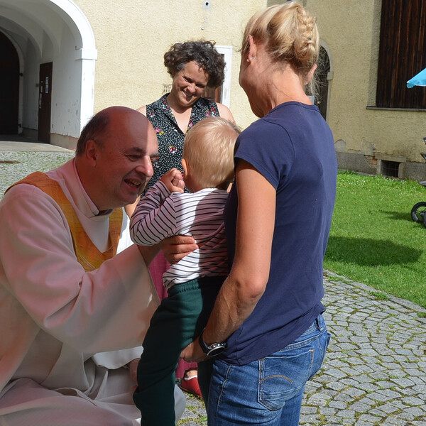 Kindersegnung in Feldkirchen