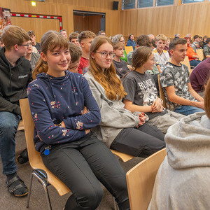 Bischof Manfred Scheuer besuchte die Landwirtschaftsschule in Schlierbach