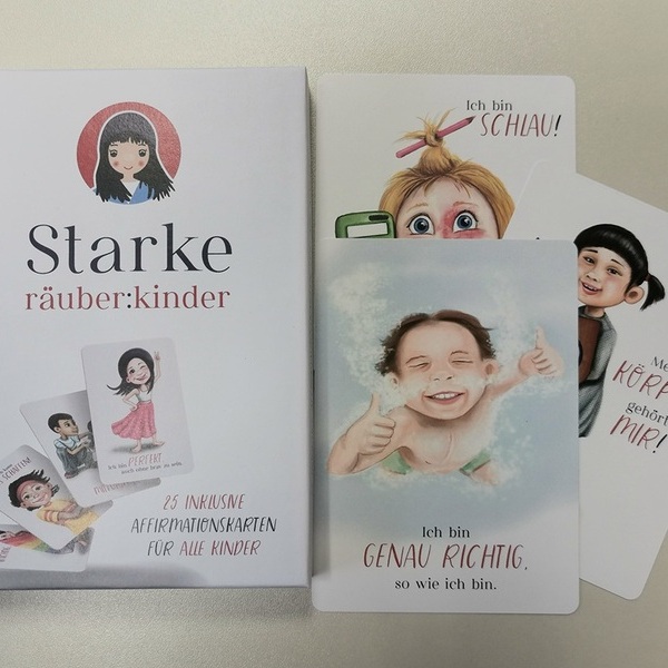 Schachtel und Karten