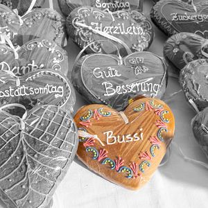 Lebkuchenherzen der Goldhaubenfrauen