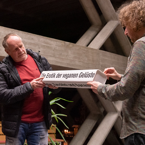 Kabarettist Thoma Franz-Riegler in der Ennsleitner Kirche