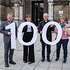 Gruppenfoto vor dem Mariendom