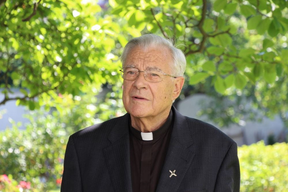 Leben und Wirken vom ehemaligen Generalvikar Josef Ahammer in Bildern